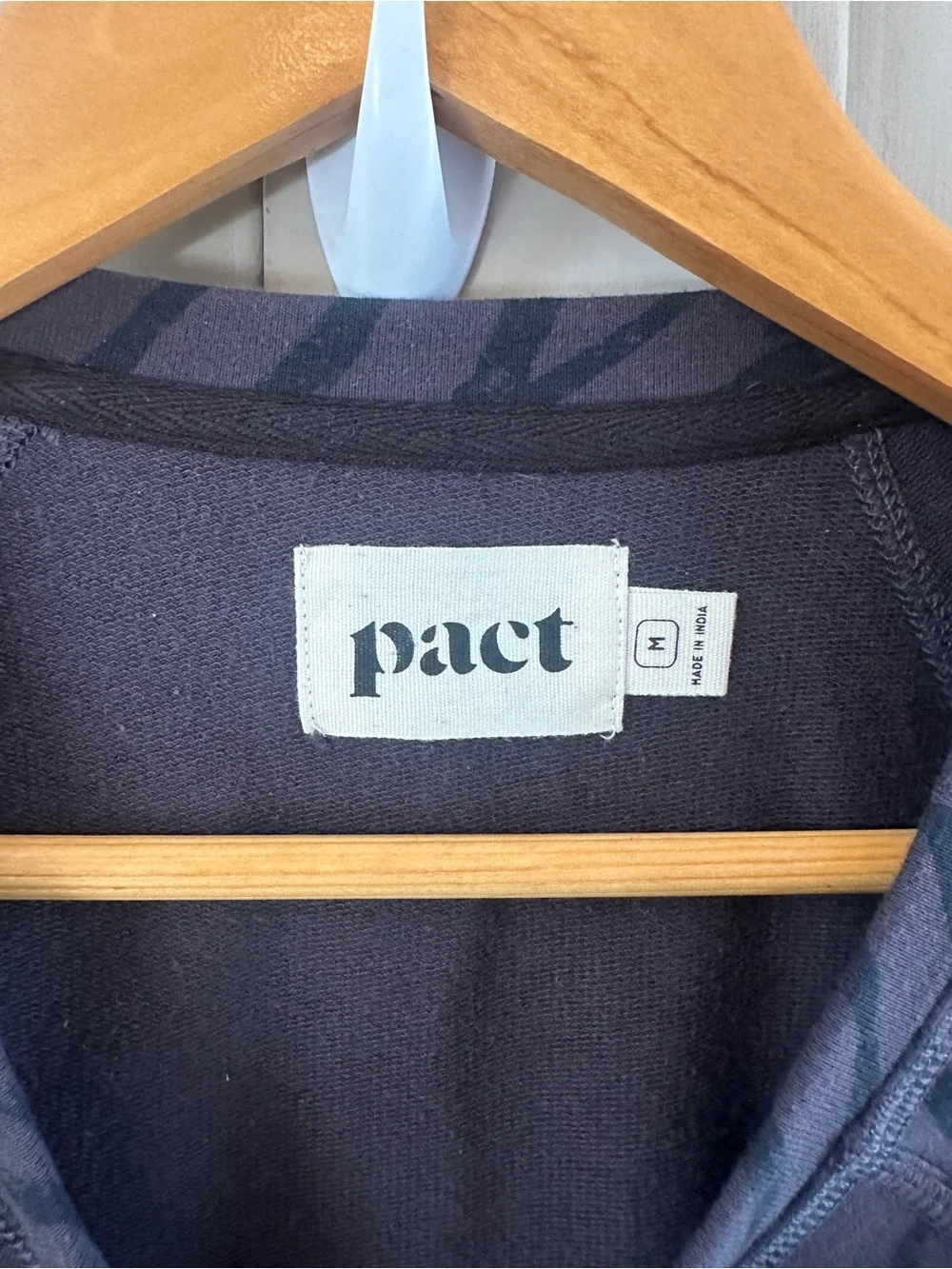 Pact Organic Cotton Animal Print Raglan Top Ruched Side Tie Long Sleeve M